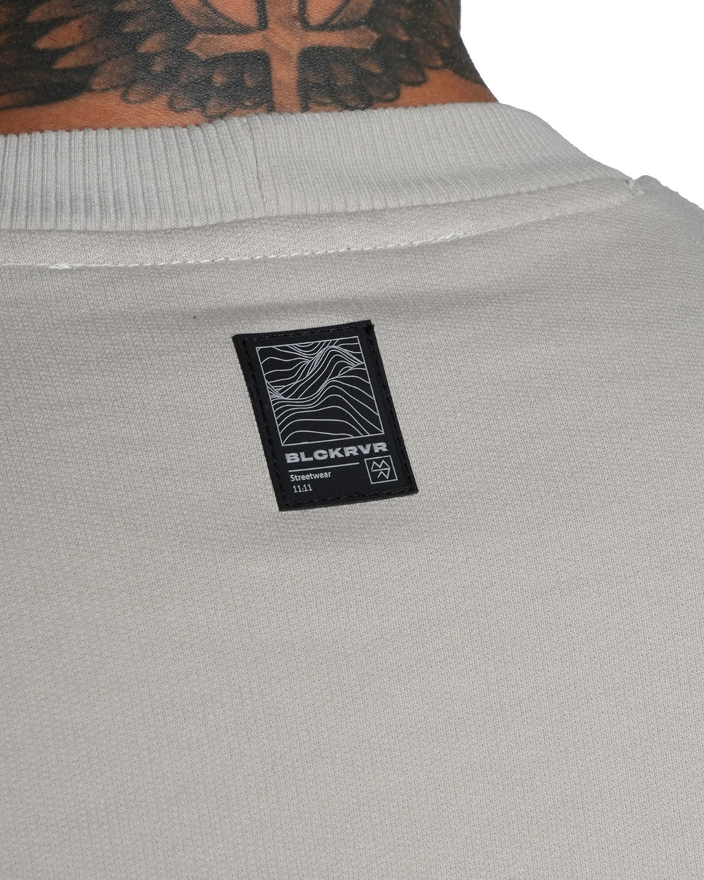 Buzo Cuello Redondo Beige