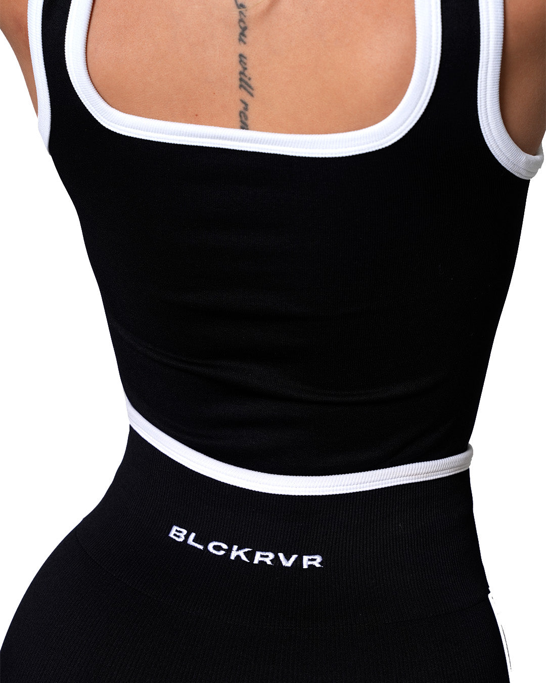 Set Br Black and White